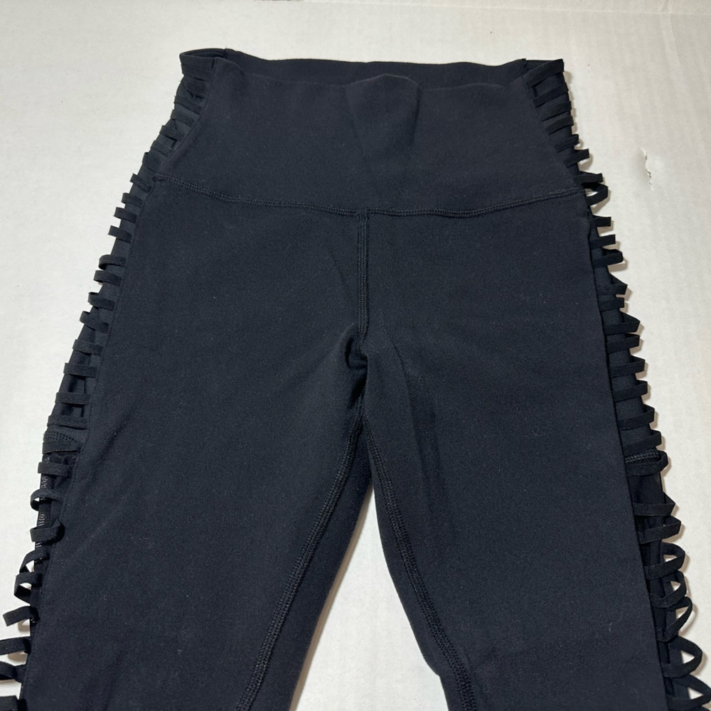 ALO Yoga Prism High-Rise Strappy Leggings - Picture 3 of 9
